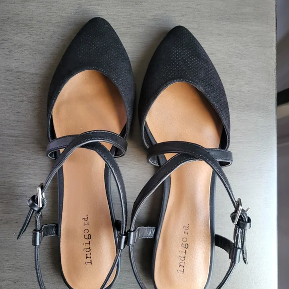 Never Worn Indigo Black Women's Flats - Picture 5 of 11